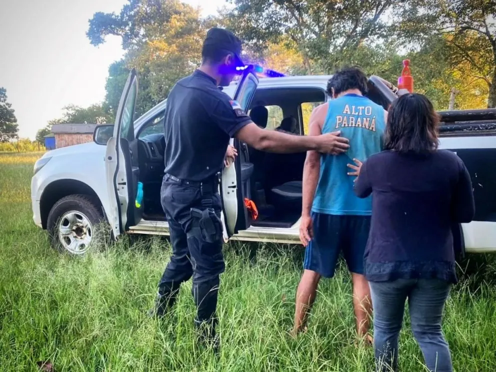 La Policía fue clave para que el hombre sea asistido rápidamente. //Foto: Policía de Misiones.
