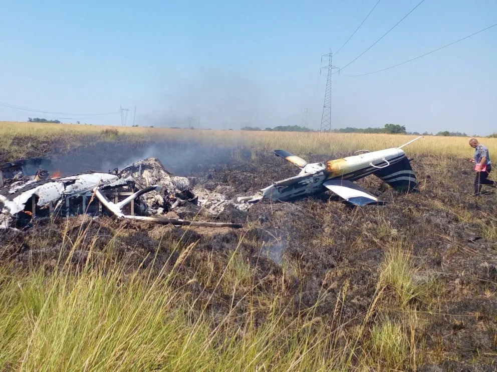El siniestro ocurrió esta mañana y el piloto salió ileso. //Fotos: Matías Sánchez.