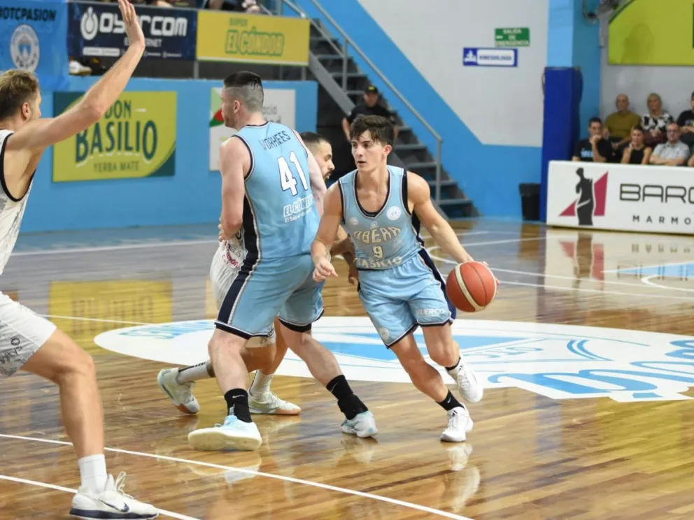 Buen partido del Celeste ante su gente. //Fotos: Prensa Oberá.
