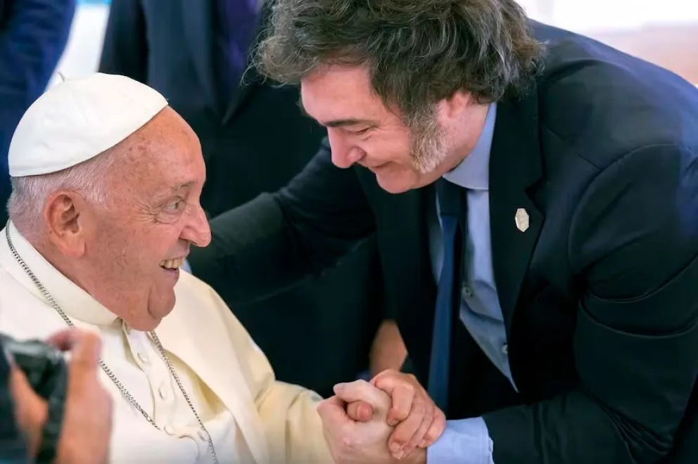 El presidente Javier Milei recordó al papa Francisco y viajará al funeral. 