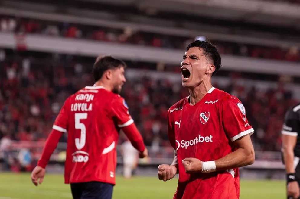El Rojo fue con todo su potencial a Paraguay. //Foto: Independiente.