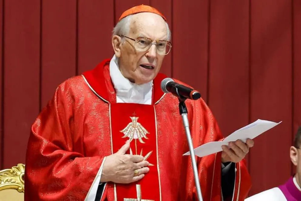 Cardenal Giovanni Battista Re, decano del Colegio Cardenalicio. //Foto:catholicreview.org