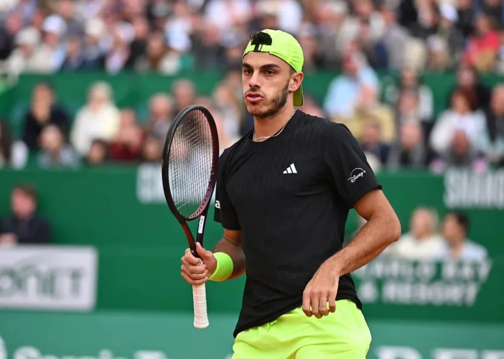Cerúndolo pasó a cuartos de final en Madrid.