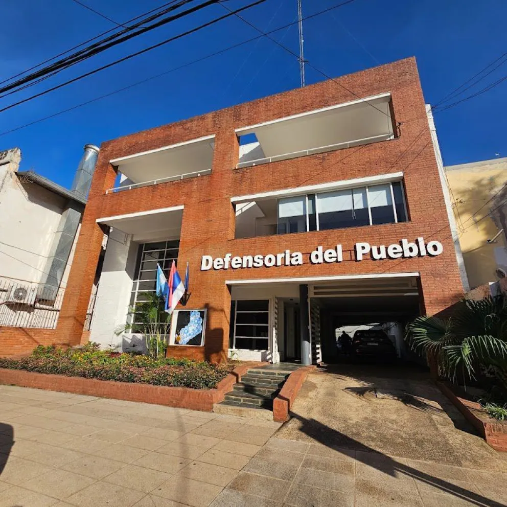 Las consultas pueden realizarse mediante formulario online, por WhatsApp, redes sociales o de forma presencial en las oficinas de Félix de Azara 2438.