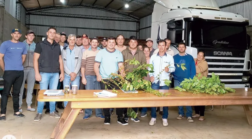 El productor Marcos Dos Santos dijo que hay alrededor de 6 mil productores en plantilla para arrancar a producir. 