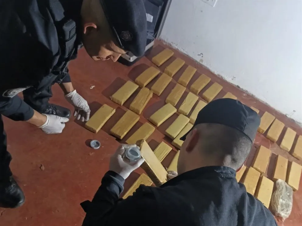 La sustancia fue incautada. //Foto: Policía de Misiones.