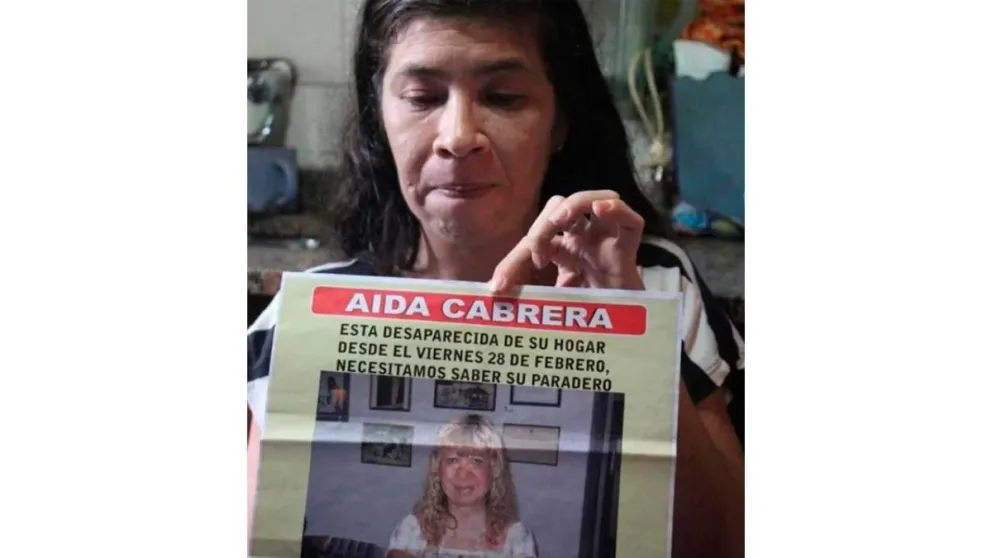 Aida Cabrera salió de su casa, en Villa Cabello, para comprar su desayuno.