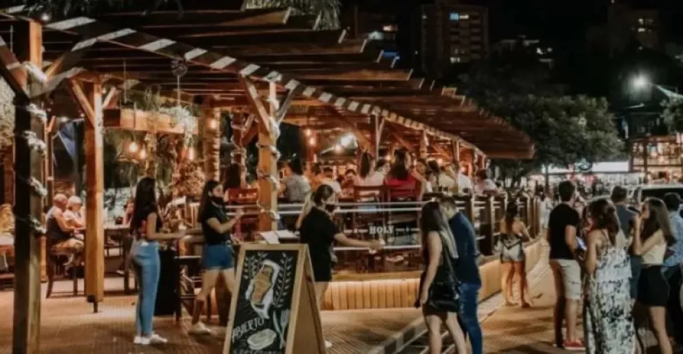 El Día del Padre dio respiro al sector gastronómico, aunque el clima y el éxodo redujeron el movimiento imagen-6