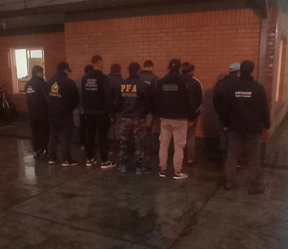 La unidad K9 de Bomberos Voluntarios y el can Midas perfeccionaron las técnicas de rescate imagen-8