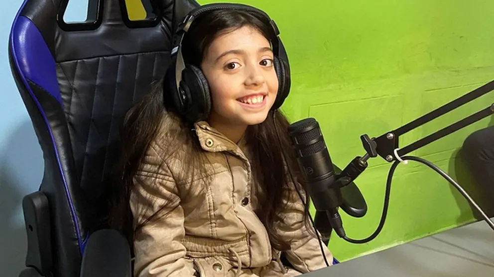 Sofía tiene 10 y está en quinto grado.  