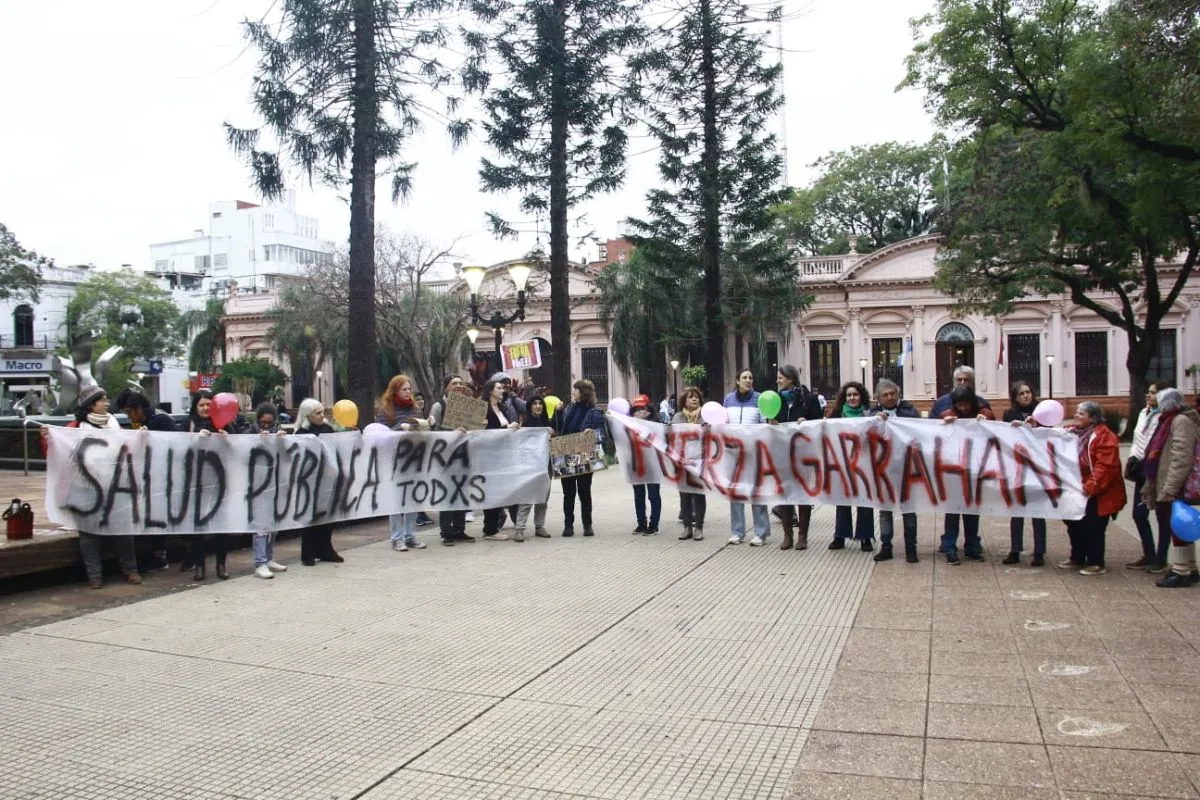 Masiva movilización en el país a favor de los trabajadores y del Hospital Garrahan imagen-10