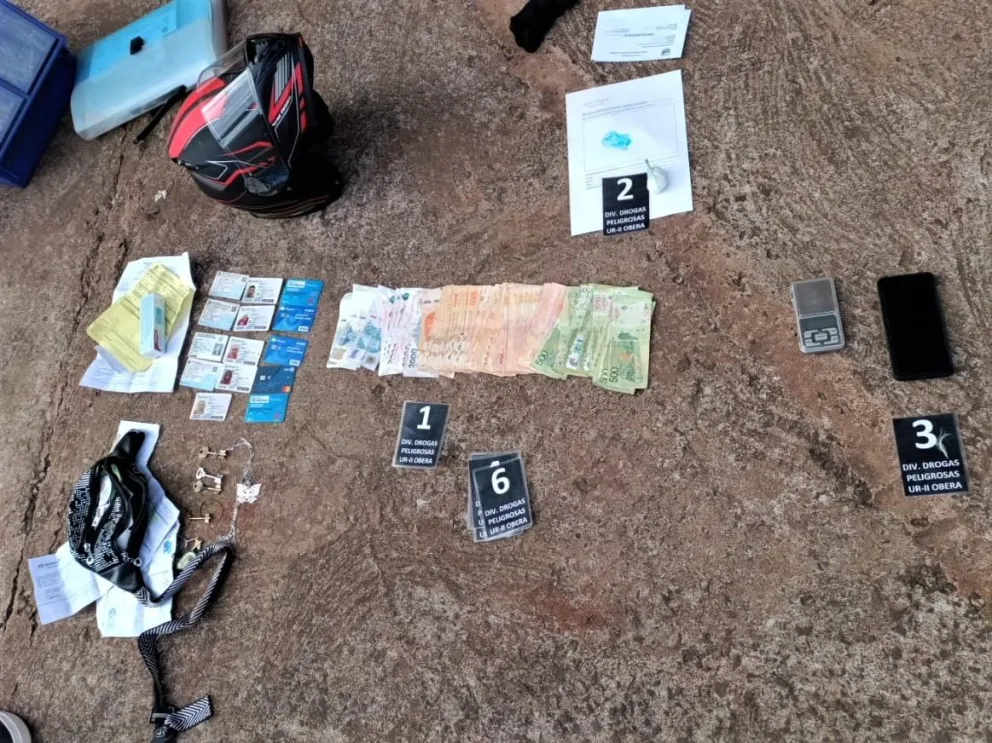 La evidencia secuestrada. //Foto: Policía de Misiones.