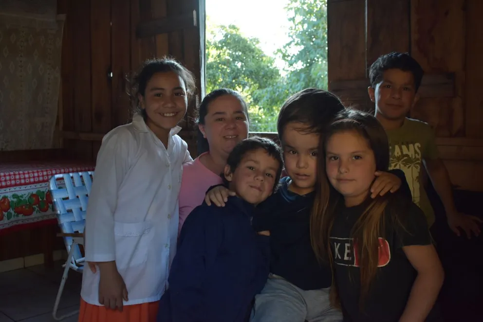 Ángelo vive con sus padres y tres hermanos. Foto: Carina Martínez