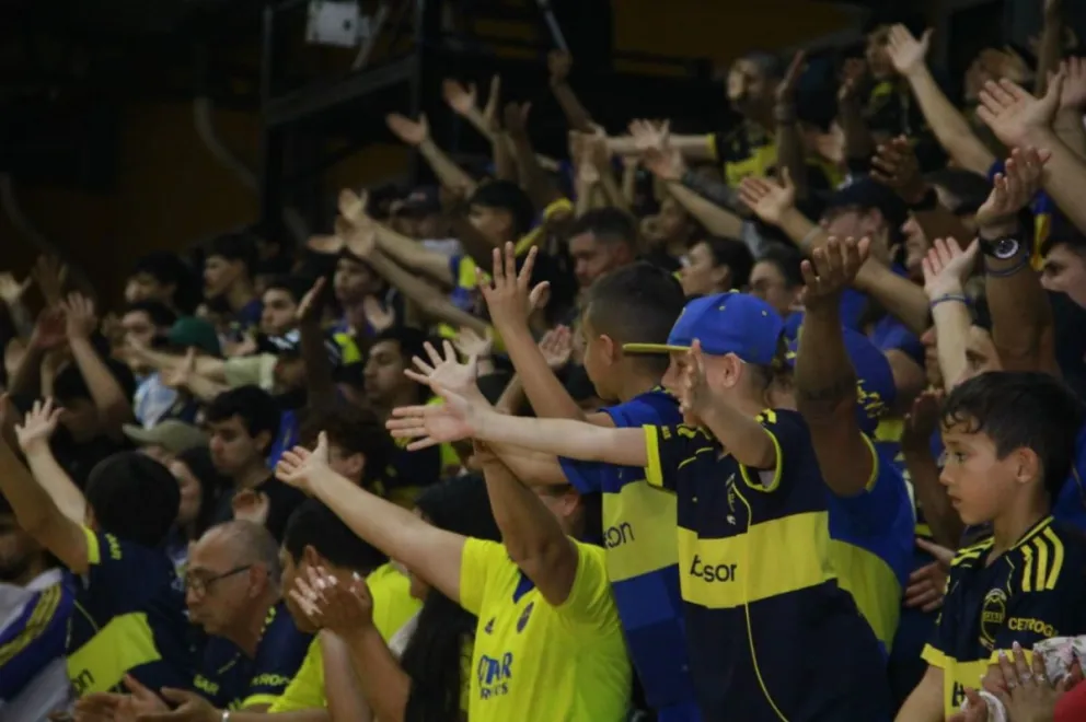 Independiente levantó la Copa de Oro de futsal en Posadas: las postales de una noche inolvidable 