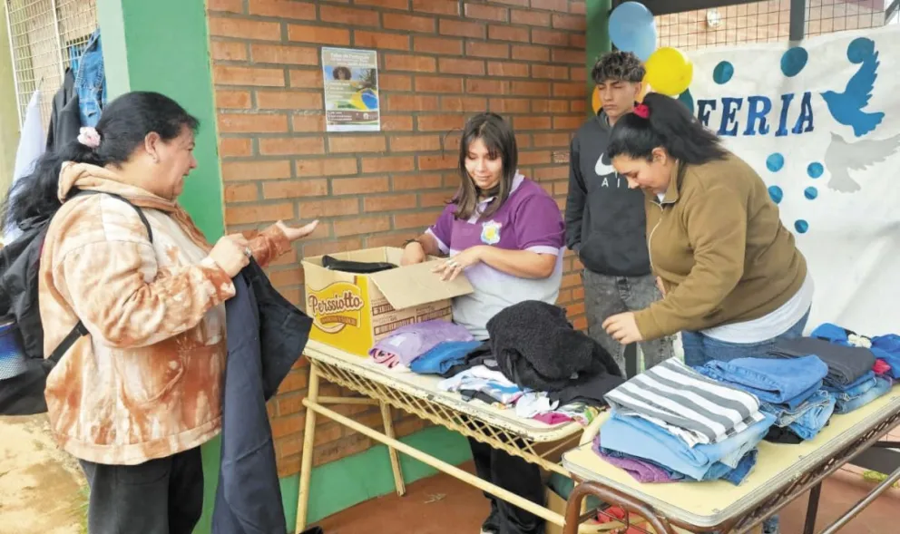 Participan alumnos de 3º, 4º y 5º año de secundaria.  Foto: Esteban González