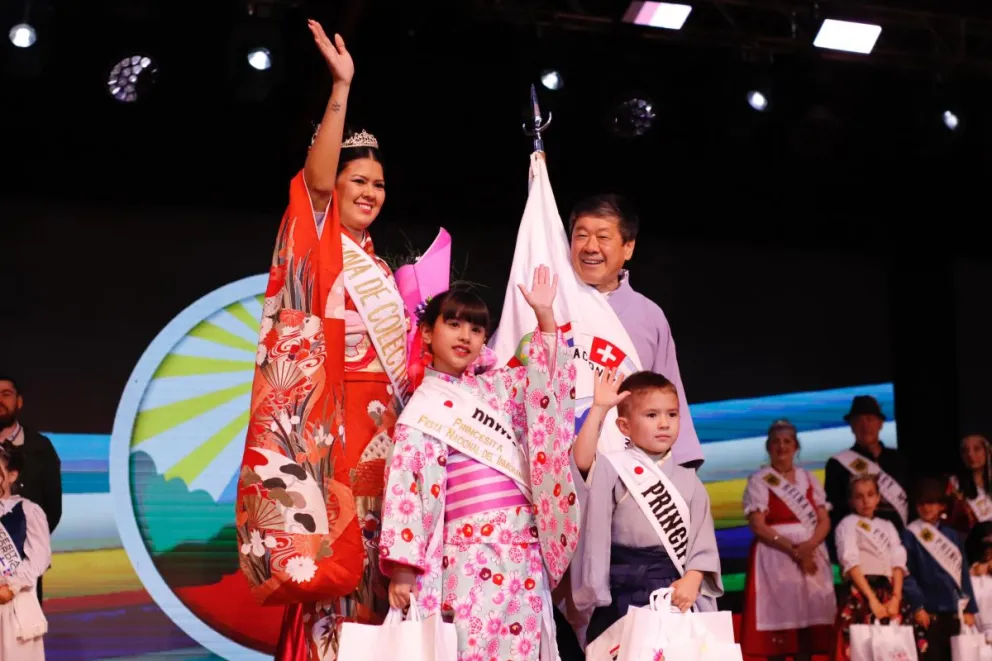 La colectividad japonesa y un reconocimiento muy especial. //Foto: Mariana Poplawski. 