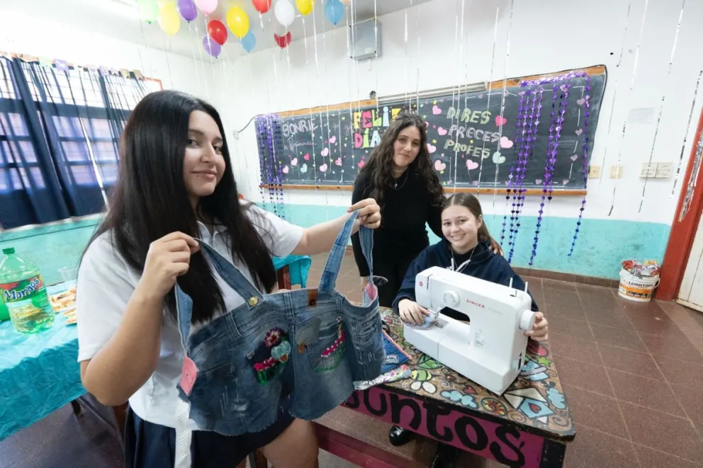 Las chicas celebraron las buenas noticias que obtuvieron esta semana. // Fotos: Marcelo Rodríguez