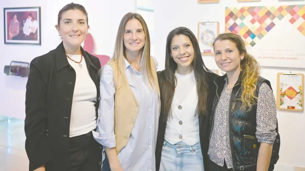 Camila, Silvina, Florencia y Lucía. 