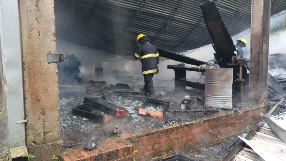 Otro incendio dejó importantes daños materiales: ahora en una ...