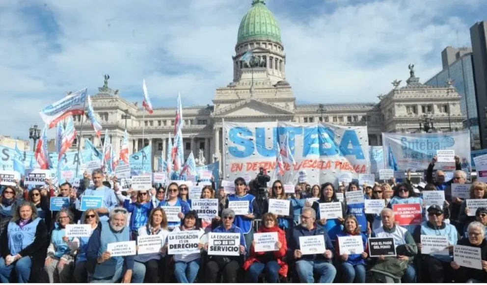 Rige el paro docente en todo el país y los gremios se movilizarán al ...