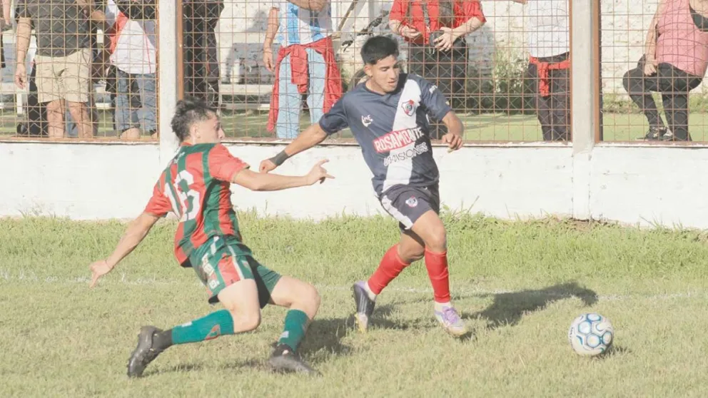El Verdirrojo y la Franja protagonizaron un partido trabado en Villa Urquiza. Foto: prensa Guaraní