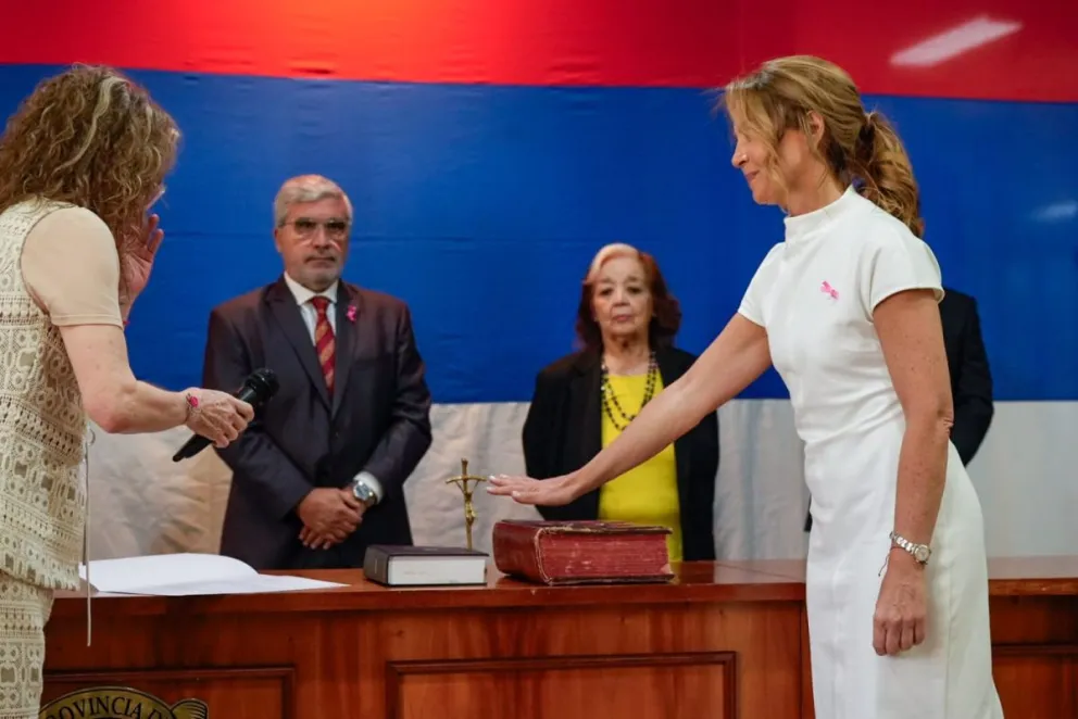 Valeria Fiore Cáceres asumió como ministra del alto cuerpo judicial misionero. //Foto: Marcelo Rodríguez. 