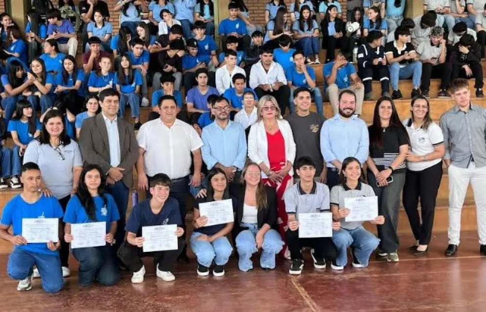 Puerto Piray inaugurará su primer Parlamento Estudiantil la próxima semana 5 Puerto Piray inaugurará su primer Parlamento Estudiantil la próxima semana imagen-4