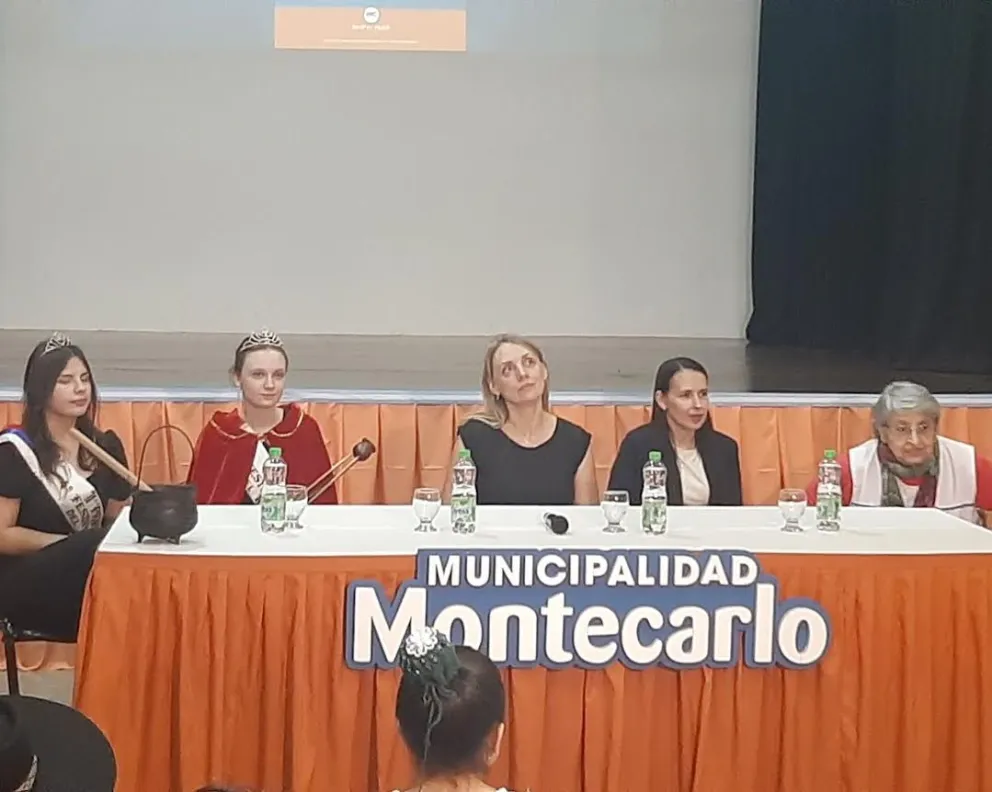 Montecarlo se prepara para fiesta provincial del Reviro y la Cultura Popular 7 Montecarlo se prepara para fiesta provincial del Reviro y la Cultura Popular imagen-6