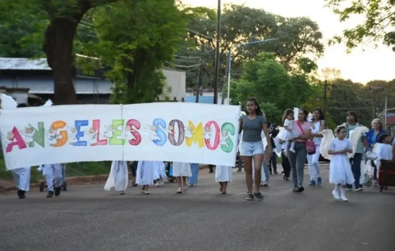 “Ángeles Somos”: una tradición que renueva la fe y la identidad en ...