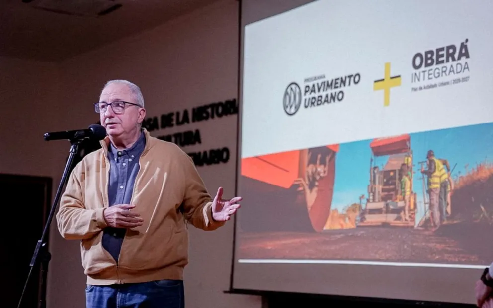 Presentaron el programa “Oberá Integrada: Plan de Pavimentación Urbana”.