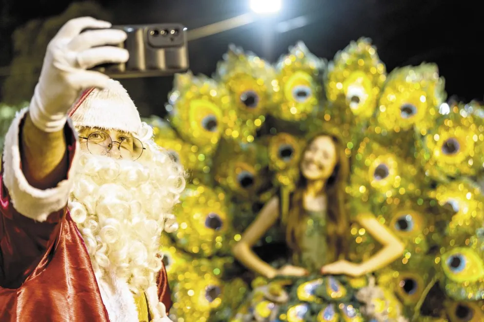 Julieta, la niña lectora que se volvió a destacar por su pasión por los libros imagen-9