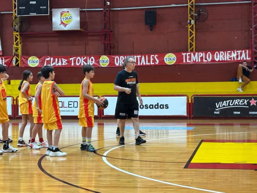 El profe Magnano en el club Tokio de Posadas. 