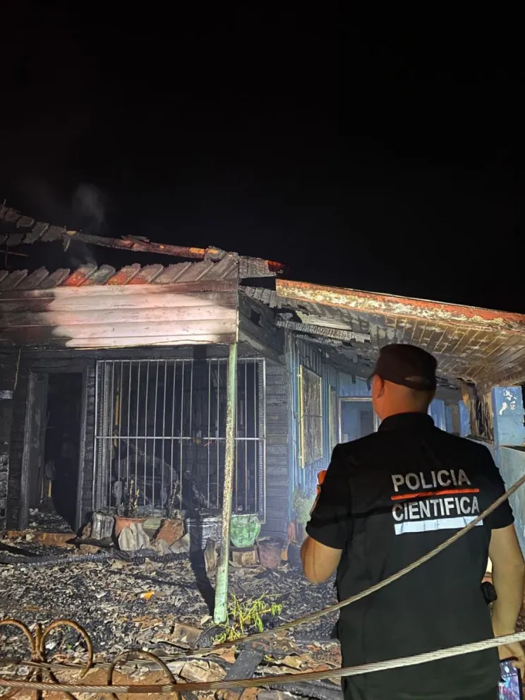 Trágica muerte de anciano en incendio de su vivienda