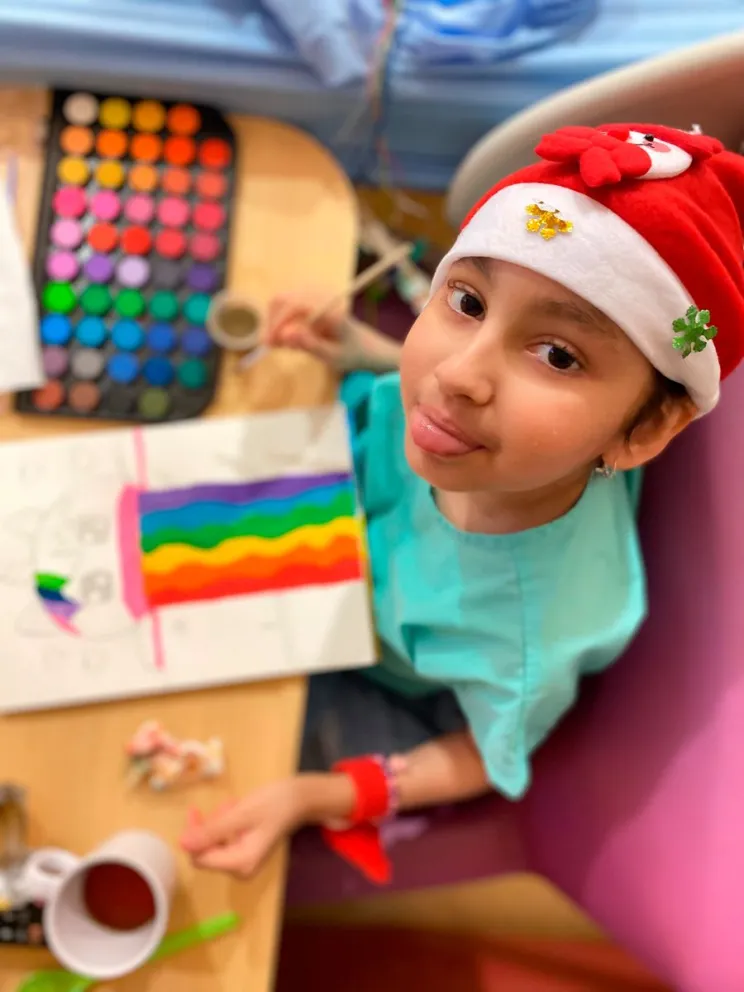 Pili tiene leucemia y espera el mismo tratamiento de Santino en Singapur. 
