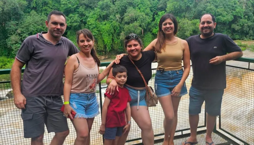 Familia Bermúdez y Devai, de Santa Ana (Misiones) y Merlo (provincia de Buenos Aires), en el Tabay.