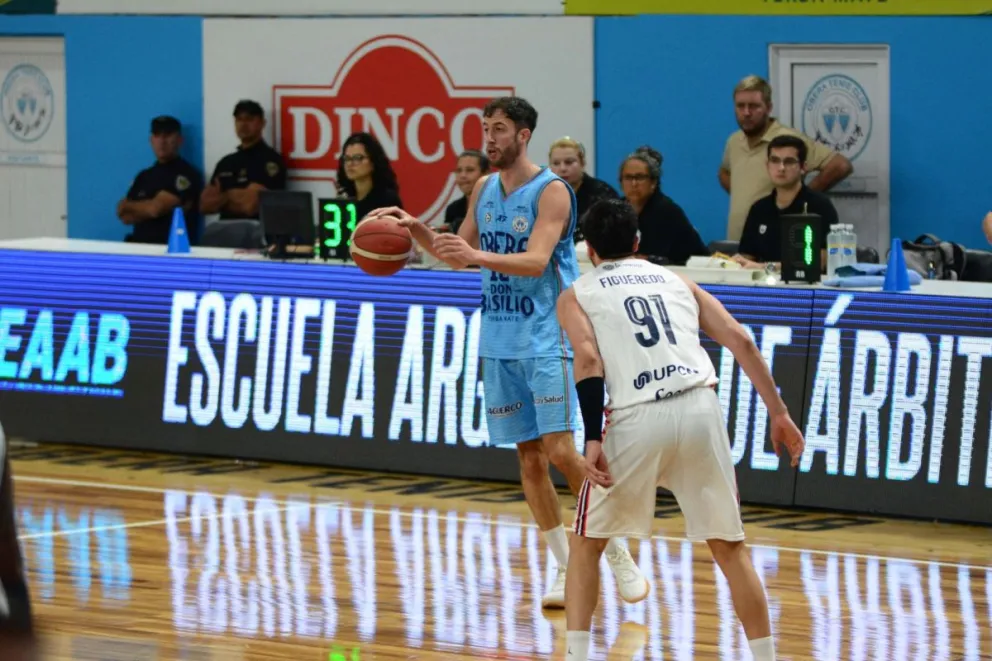 El base/escolta Bruno Sansimoni analizó el duelo con Quimsa.