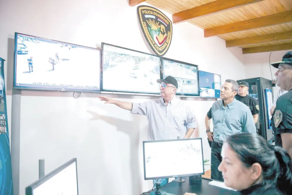 Se inauguró el Centro de Operaciones 911 en Alem imagen-5