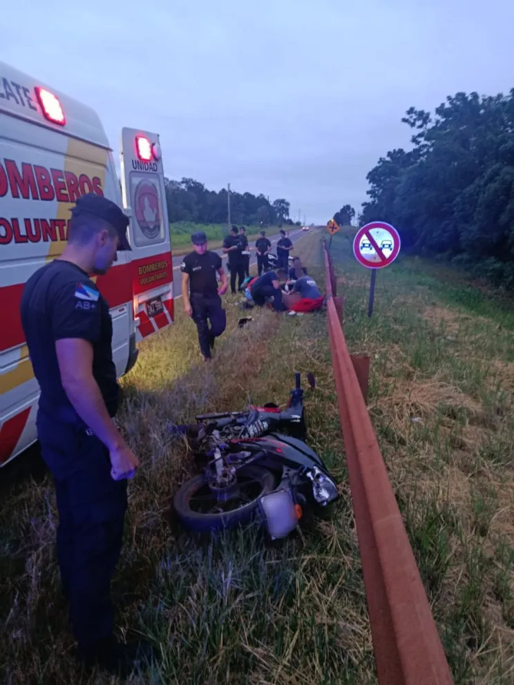 Dos lesionados tras el despiste de una motocicleta en la Ruta Nacional ...