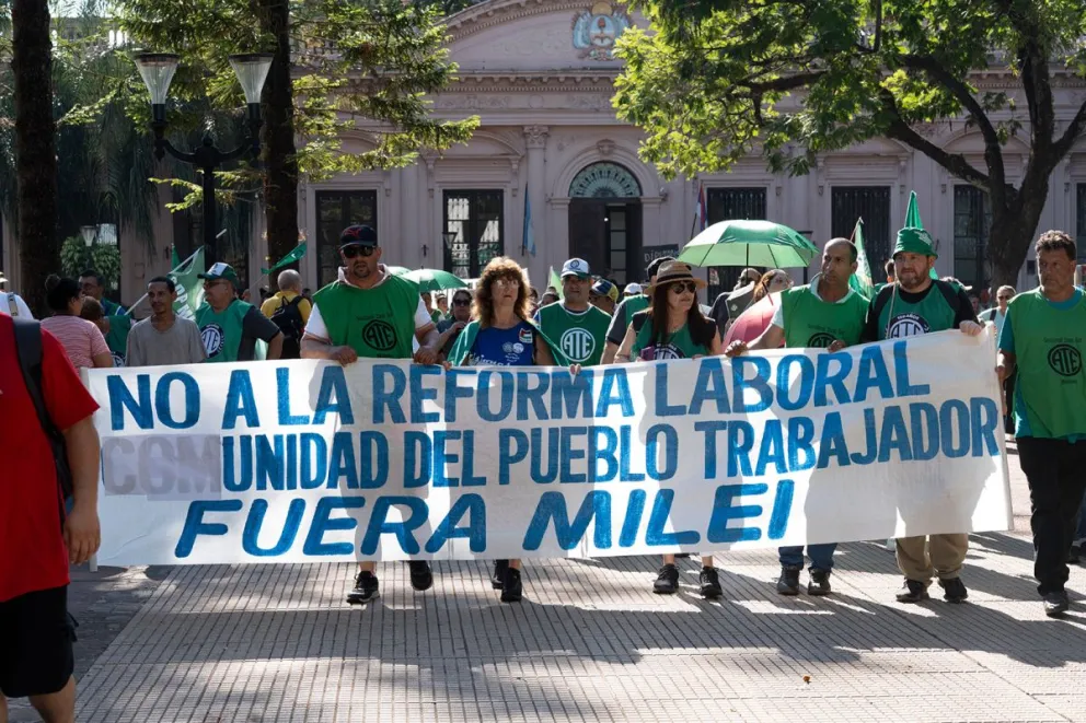 El pasado 11 de febrero se llevó a cabo una manifestación en contra de la reforma laboral.  Foto: Marcelo Rodríguez