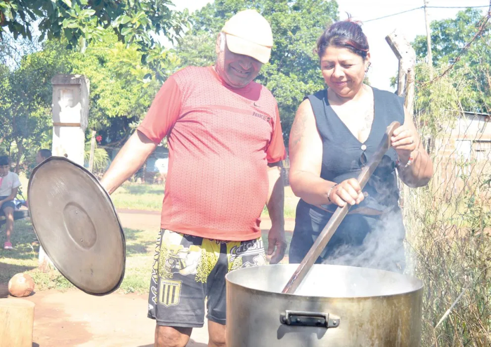Iris y sus casi dos décadas de cocina y organización barrial por los chicos imagen-6