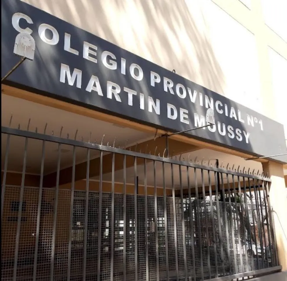 La institución en la que se desempeña el sospechoso.