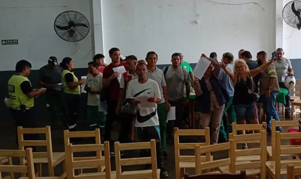 El Soemp acordó un aumento salarial en dos tramos y el pase a planta de 200 trabajadores imagen-5