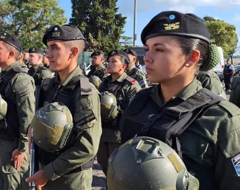 El Gobierno otorgará un bono extraordinario de $40.000 a fuerzas ...