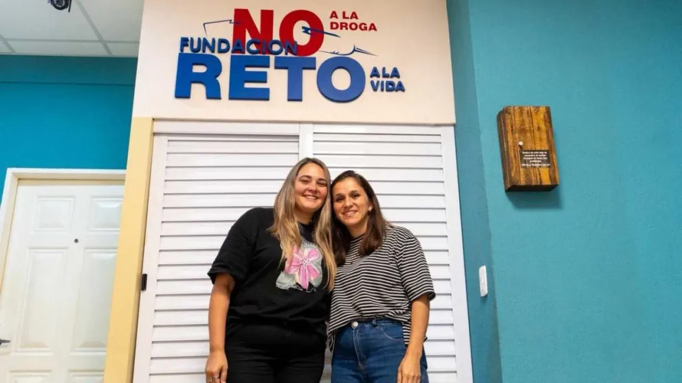 Carol Giménez y Belén Posdeley, referentes del Hogar Betesda.  Foto: Agustina Vera