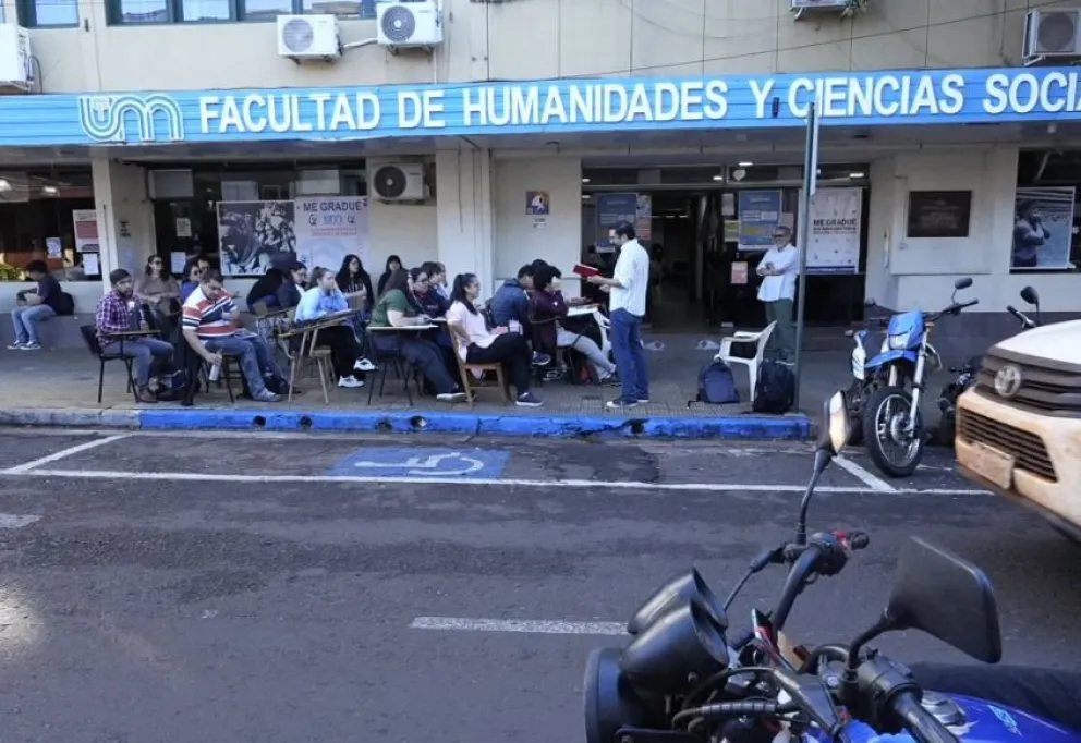 Arranca una semana de protesta en las universidades: Humanidades adhiere al reclamo con clases públicas 7 Arranca una semana de protesta en las universidades: Humanidades adhiere al reclamo con clases públicas imagen-6