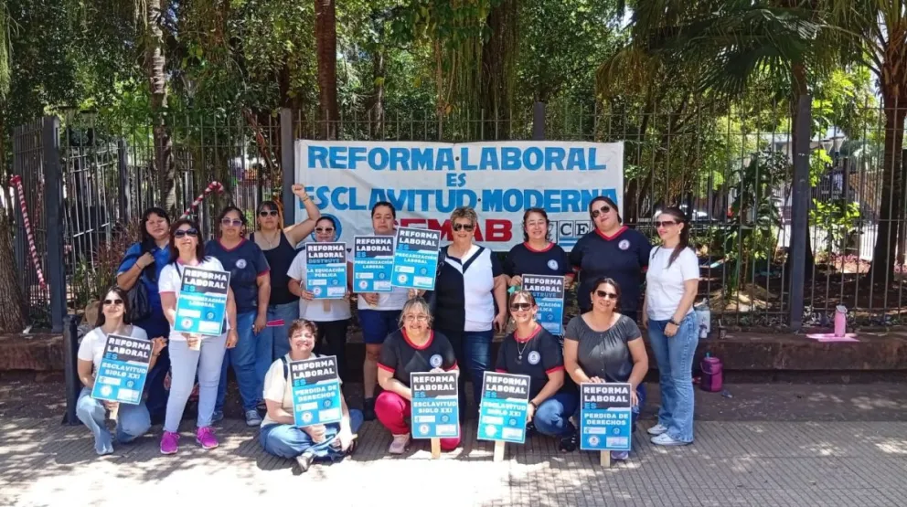 Docentes misioneros y la CGT se movilizarán el 1º de mayo en defensa de la educación pública imagen-5
