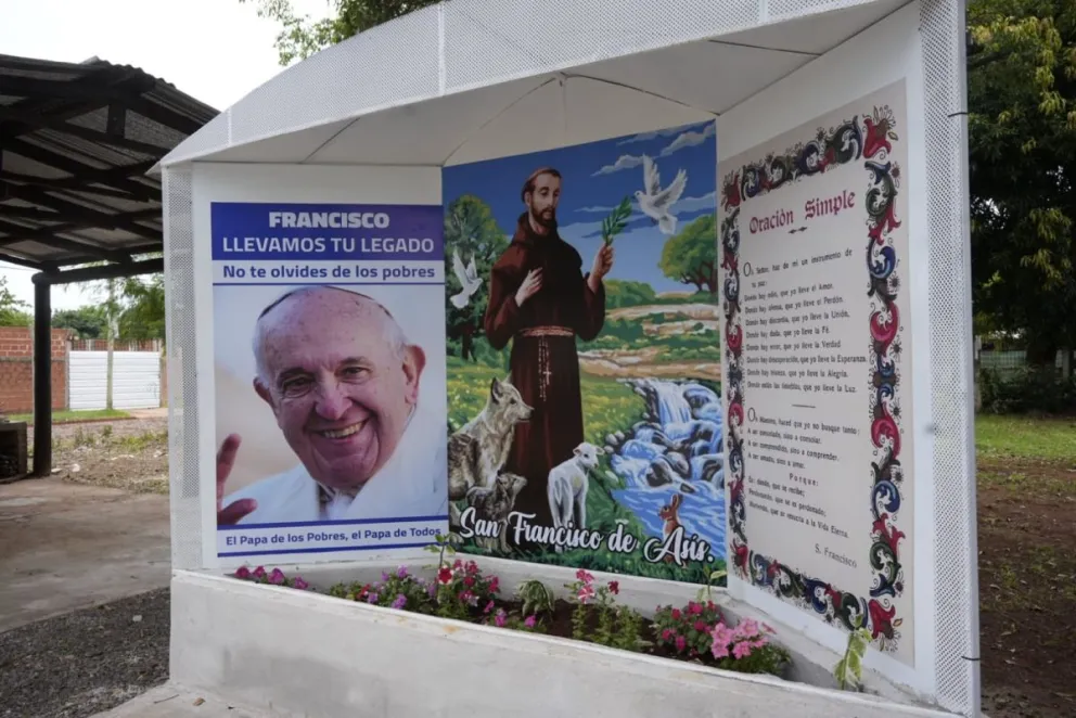 A un año de la muerte de Francisco, inauguraron una gruta en el barrio Manantiales imagen-6