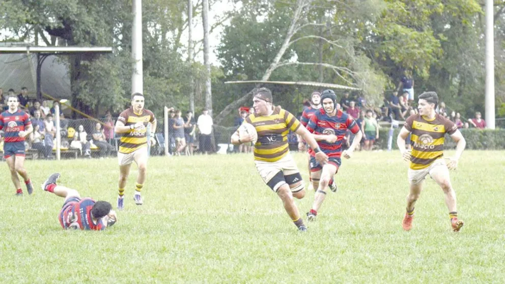 Fue un monólogo absoluto que confirmó el gran momento de Tacurú. Foto: Julián Grondona