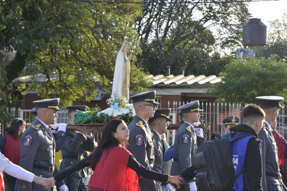 Posadas celebró con fe la peregrinación a la Virgen de Fátima imagen-5