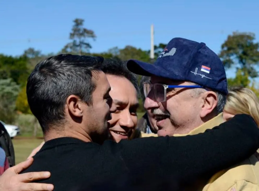 Los intendentes destacaron su apoyo al gobernador Hugo Passalacqua. 